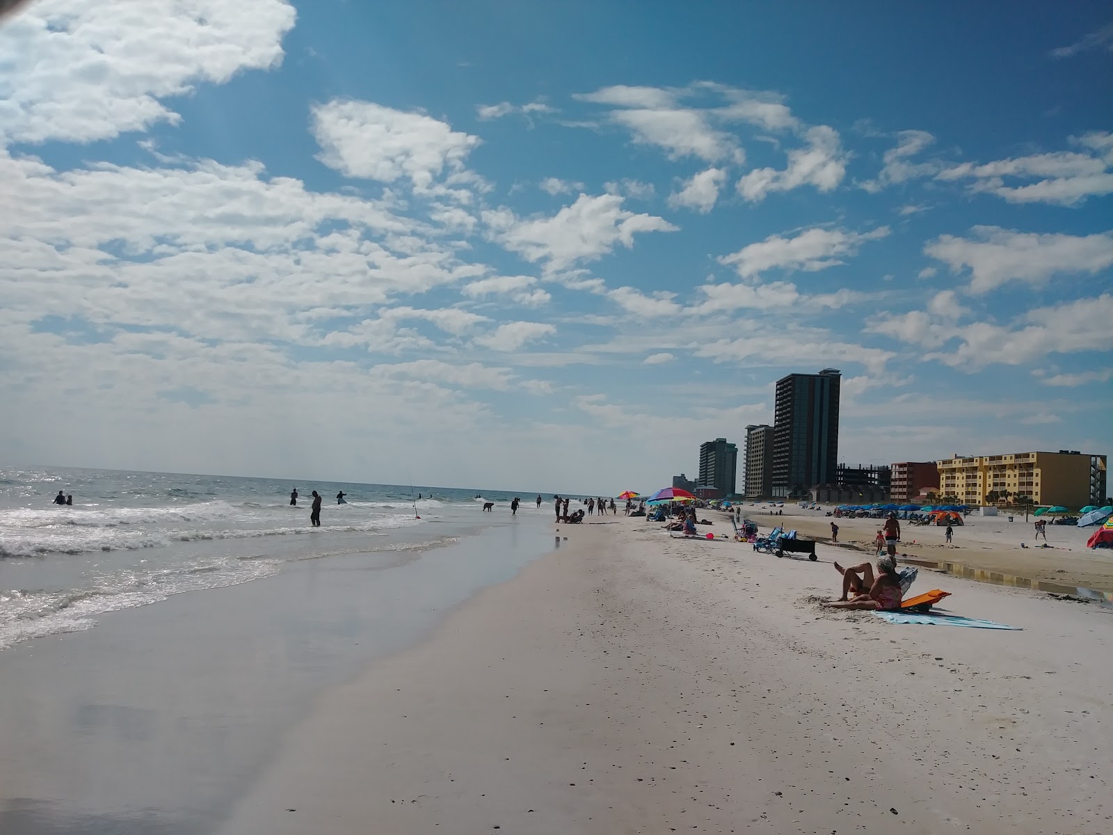 Foto von Gulf shores beach mit lange, gerade küste