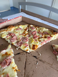 Plats et boissons du Pizzas à emporter Ch'Marseillais à Beuvry - n°1