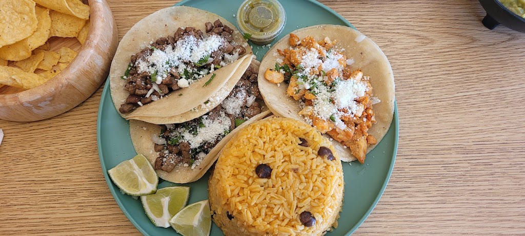 Lorenzo's Cabana 08093