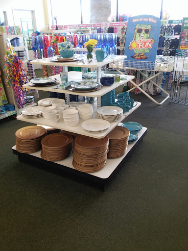 Dollar Store «Dollar Tree», reviews and photos, 617 Hebron Rd, Heath, OH 43056, USA