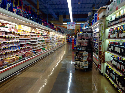 Supermarket «Vallarta Supermarkets», reviews and photos, 2690 E Vineyard Ave, Oxnard, CA 93036, USA