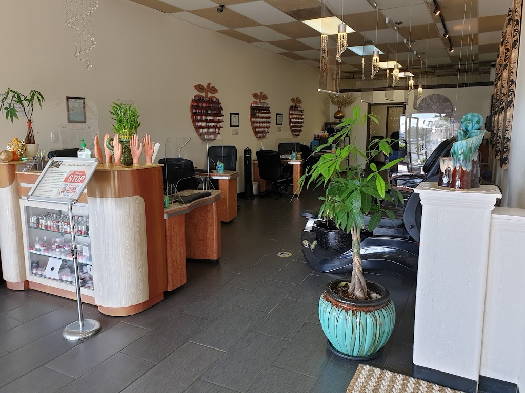 Luxury Nails Salon 93436