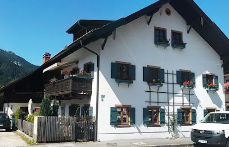 SF Online Ettaler Str. 26A, 82487 Oberammergau, Deutschland