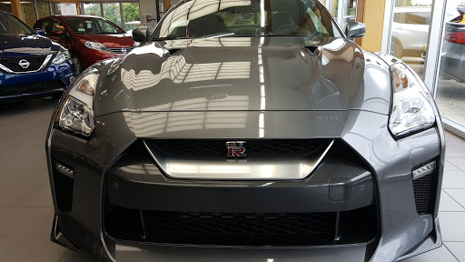 Car Dealer «Collins Nissan», reviews and photos, 4142 Bardstown Rd, Louisville, KY 40218, USA