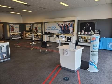 Cell Phone Store «AT&T Authorized Retailer», reviews and photos, 2321 Ogden Ave e, Downers Grove, IL 60515, USA