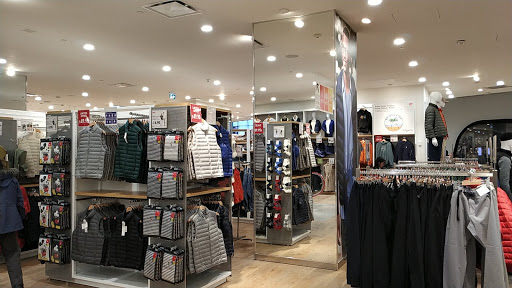 Clothing stores Toronto