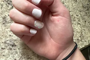 PT Nail Club image