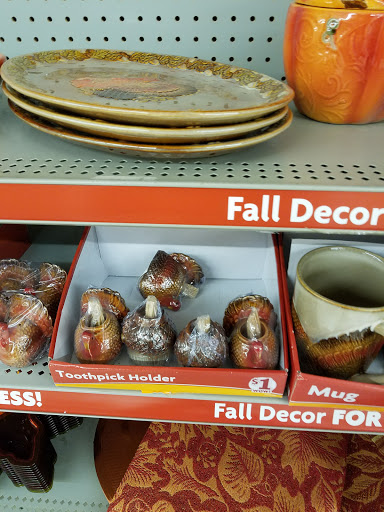 Discount Store «Family Dollar», reviews and photos, 2774 W Lansing Rd, Perry, MI 48872, USA