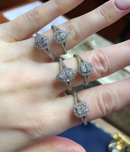 Jewelry Store «LaRog Brothers Jewelers», reviews and photos, 9225 SW Hall Blvd, Tigard, OR 97223, USA