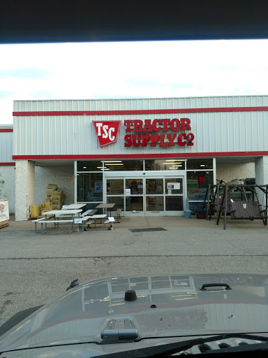 Home Improvement Store «Tractor Supply Co.», reviews and photos, 5111 Murfreesboro Rd, College Grove, TN 37046, USA