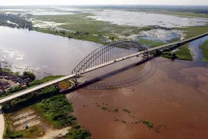 Kota Bangun Bridge image