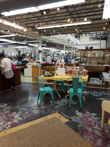 Jewelry Store «Holly Yashi», reviews and photos, 1300 9th St, Arcata, CA 95521, USA