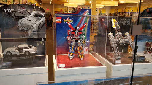 Toy Store «The LEGO Store», reviews and photos, 6170 Grand Ave, Gurnee, IL 60031, USA