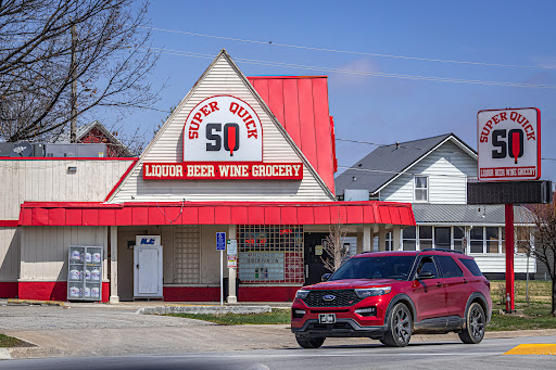 Liquor Store «Super Quick Liquor Store», reviews and photos, 1824 Hubbell Ave, Des Moines, IA 50316, USA