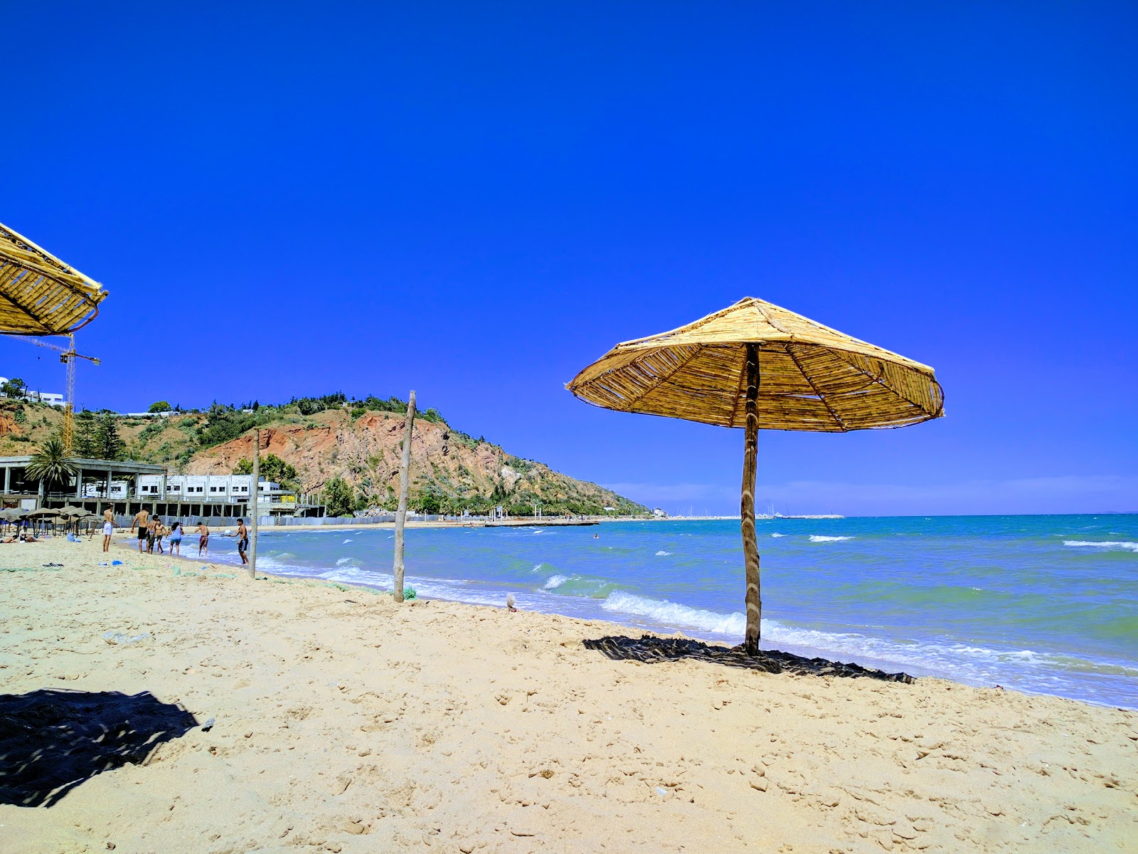 Fotografija Amilcar Beach z turkizna čista voda površino