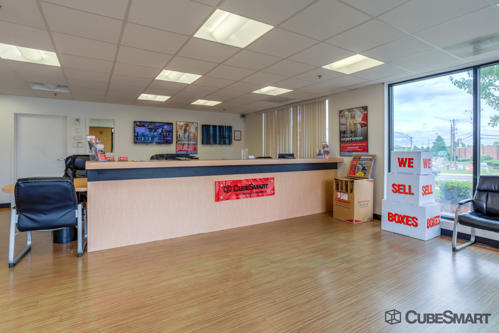 Self-Storage Facility «CubeSmart Self Storage», reviews and photos, 1501 Ritchie Station Ct, Capitol Heights, MD 20743, USA