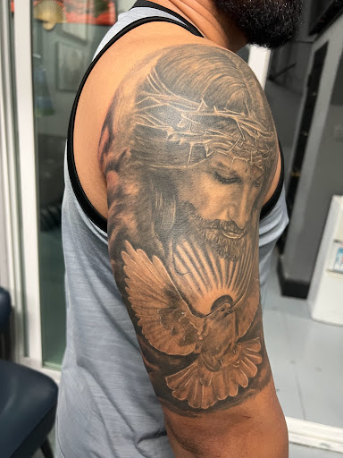 Explore tattoo wolf ideas, creative tattoo ideas in Mcallen, available at House of Tattoos