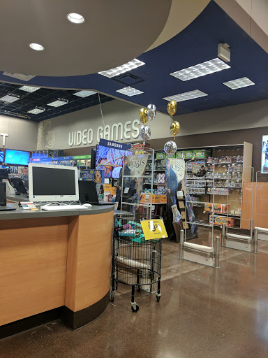 Grocery Store «Fred Meyer», reviews and photos, 3300 Portland Rd, Newberg, OR 97132, USA