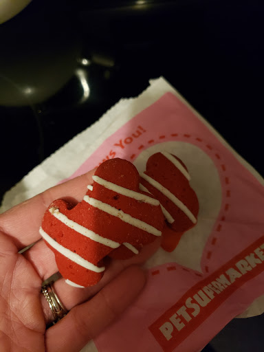 Pet Supply Store «Pet Supermarket», reviews and photos, 2090 E Arapaho Rd, Richardson, TX 75081, USA