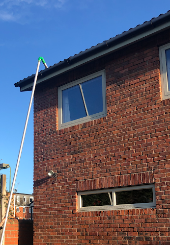 Comments and reviews of Spot On Window Cleaning & Gutter Clearing Services Newcastle