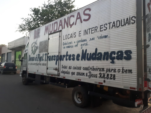 Logo da empresa - Carretos e mudanças