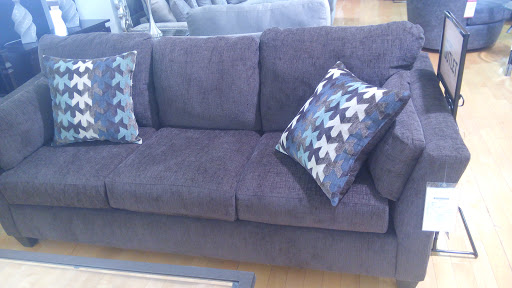 Furniture Store «American Signature Furniture», reviews and photos, 1924 W International Speedway Blvd, Daytona Beach, FL 32114, USA