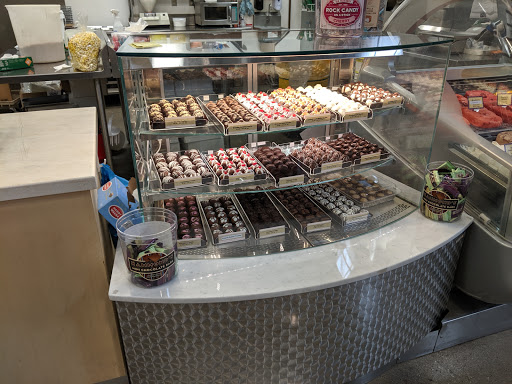 Grocery Store «Grandview Yard Market District», reviews and photos, 840 W 3rd Ave, Columbus, OH 43212, USA