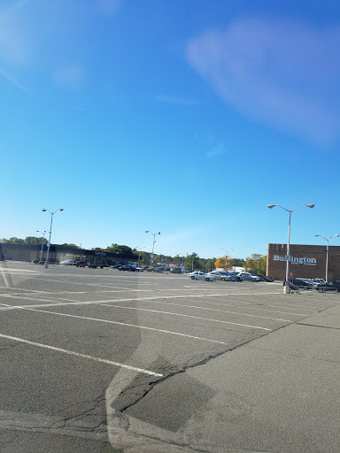 Clothing Store «Burlington Coat Factory», reviews and photos, 24 Wayne Hills Mall, Wayne, NJ 07470, USA