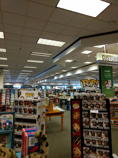 Book Store «Barnes & Noble», reviews and photos, 735 Haywood Rd, Greenville, SC 29607, USA