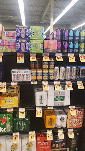 Grocery Store «Jewel-Osco», reviews and photos, 13200 Village Green Dr, Huntley, IL 60142, USA