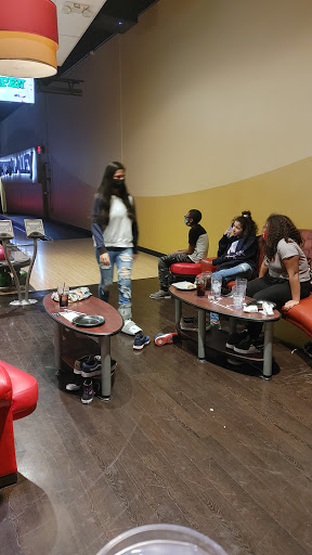 American Restaurant «Uptown Alley Surprise», reviews and photos, 13525 N Litchfield Rd, Surprise, AZ 85379, USA