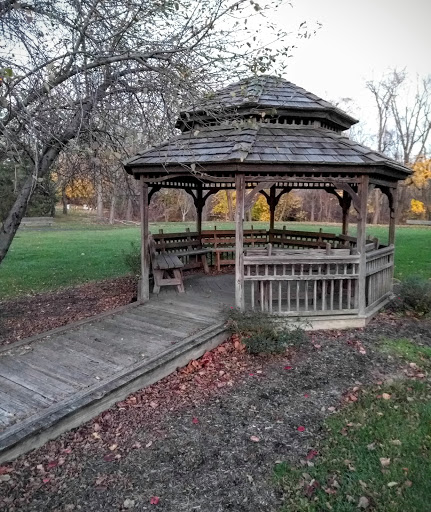 Carl Sedia Park