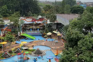 Taman Rekreasi Sengkaling image