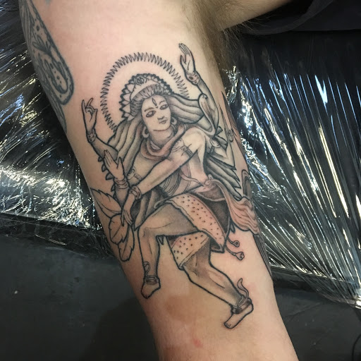 Explore stomach tattoo ideas, creative tattoo ideas in Carbondale, available at Bonedale Tattoo