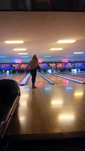 Bowling Alley «Classic Bowl», reviews and photos, 1867 N Circle Dr, Colorado Springs, CO 80909, USA