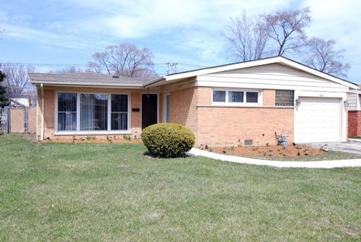 Roofing Contractor «4 Exterior, Inc», reviews and photos, 9335 Landings Ln, Des Plaines, IL 60016, USA