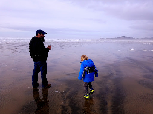 Coffee Shop «Carls Coffee», reviews and photos, 715 NW Beach Dr, Newport, OR 97365, USA