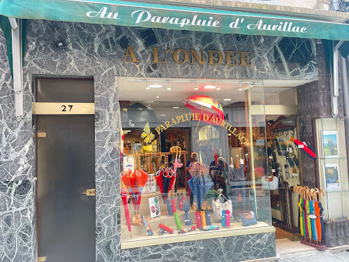 Magasin de maroquinerie A L'Ondée Au Parapluie d'Aurillac (Boutique) Aurillac