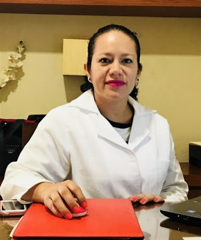 Dra. Belinda Perez Quiñones, Ginecólogo