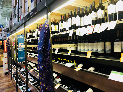 Wine Store «Total Wine & More», reviews and photos, 2325 S Stemmons Fwy, Lewisville, TX 75067, USA