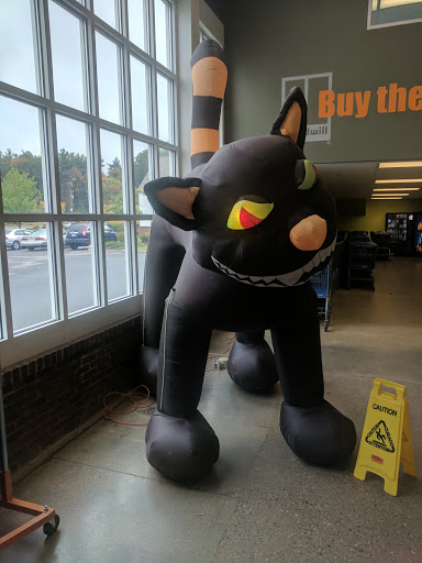 Store «Goodwill Store and Buy the Pound Outlet», reviews and photos