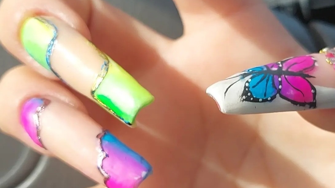 Acrylic Nail Trend