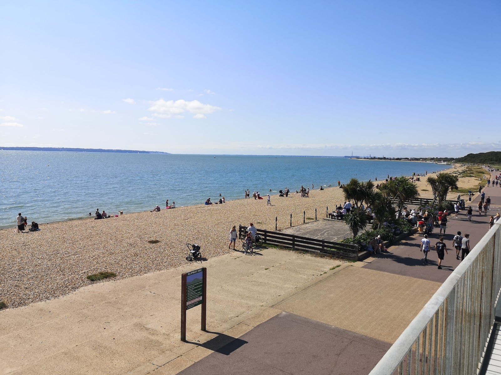 Lee on the Solent II'in fotoğrafı - rahatlamayı sevenler arasında popüler bir yer