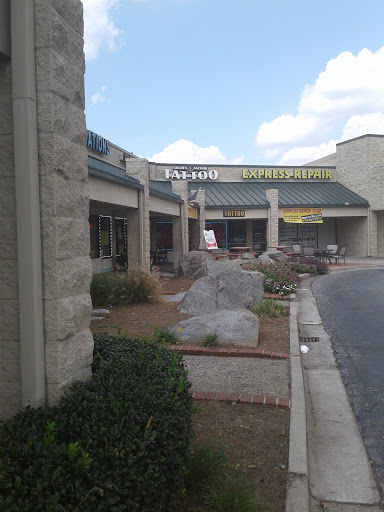 Tattoo Shop «Golden Anchor Tattoo», reviews and photos, 3356 Chamblee Tucker Rd A, Atlanta, GA 30341, USA