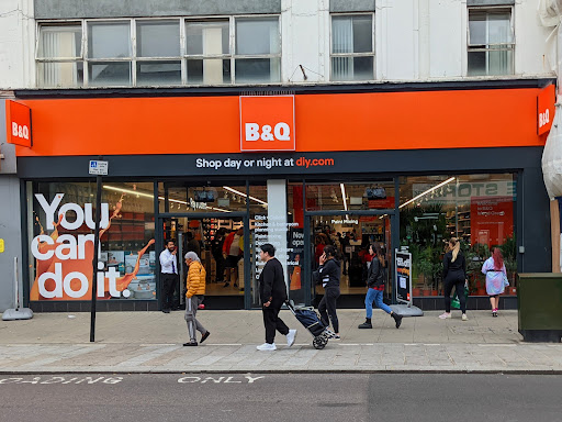 B&Q Wood Green