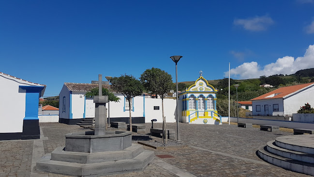 Avaliações doIgreja de Santa Beatriz (Quatro Ribeiras) em Praia da Vitória - Igreja