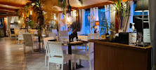 Atmosphère du Restaurant La Paillote à Saint-Martin-d'Ardèche - n°5