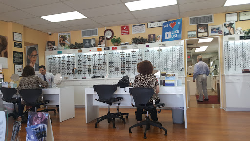 Optometrist «International Opticians», reviews and photos, 2264 SW 22nd St, Miami, FL 33145, USA