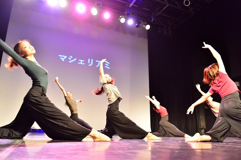 ダンススクール Stage Art Company 神戸三宮校