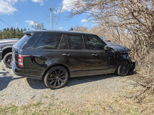 Auto Body Shop «Auto Body of Vienna», reviews and photos, 330 Dominion Rd NE, Vienna, VA 22180, USA